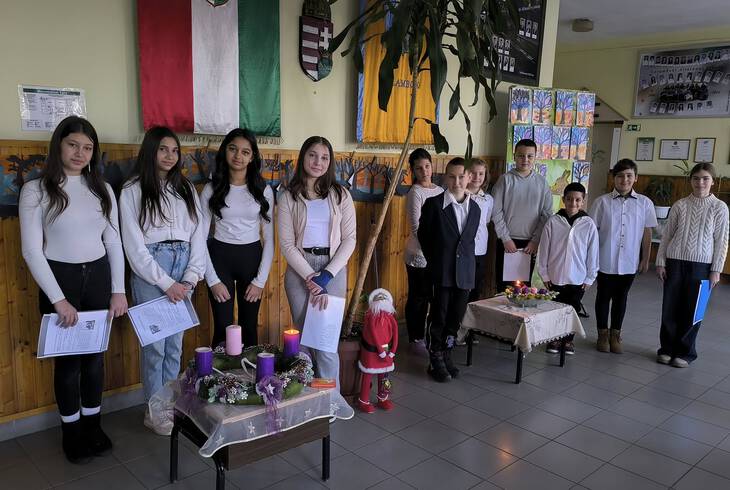 Adventi els gyertyagyjtsunk 2025.